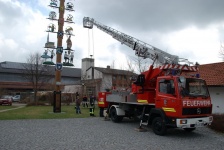 Feuerwehrhaus- und Fahrzeugweihe